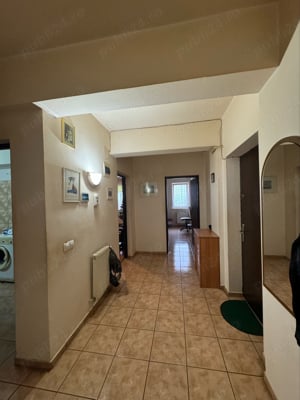 Vand apartament 3 camere