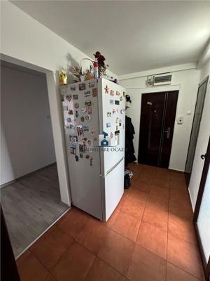 Vanzare Apartament 4 camere Bld. Brancoveanu-Rezonantei - imagine 3