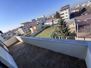 Proprietar, inchiriez apartament de 60mp, cu terasa de 27mp si garaj subteran.  - imagine 9