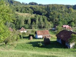 Vând Proprietate la Valea Bradului, Mun. Brad,  Jud.Hunedoara, formată din 14368 mp teren și clădiri - imagine 4