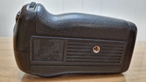 Vand Grip Pixar MB-D14 pentru Nikon D600 D610