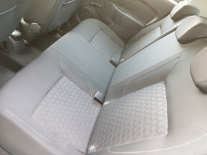 Vand Dacia Sandero  1.2 benzina, an 2015, euro 5, Clima - imagine 8 Vand Dacia Sandero  1.2 benzina, an 2015, euro 5, Clima - imagine 8