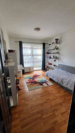 Apartament 3 camere in Floresti - imagine 8