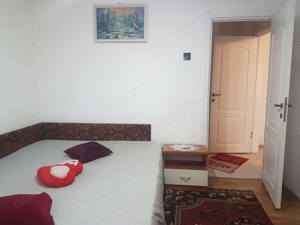 Apartament doua camere, semidcecomandate, la parter, mobilat si utilat, curat, pe mijloc, pe Bucegi  - imagine 4