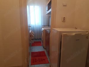 Apartament doua camere, semidcecomandate, la parter, mobilat si utilat, curat, pe mijloc, pe Bucegi  - imagine 11