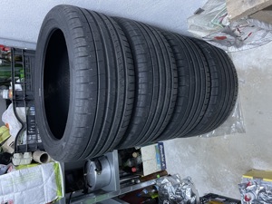 Vand Anvelope de vara Pirelli P Zero
