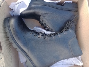 bocanci de armată pentru munte