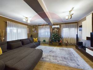 Casa de vanzare  |  Domnesti  |  4 camere - imagine 12