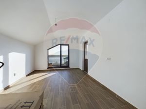 Casa de vanzare  |  5 camere  |  Peris - imagine 15