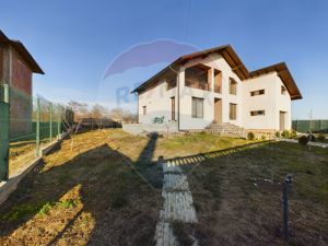 Casa de vanzare  |  5 camere  |  Peris - imagine 3