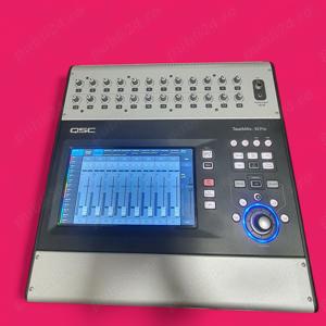 Mixer digital impecabil + Tableta IPAD, QSC TOUCHMIX 30