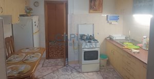 De vanzare apartament spatios 3 camere decomandat - imagine 7