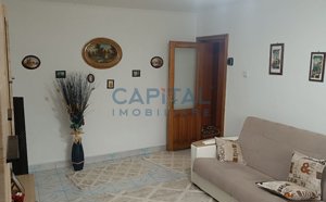 De vanzare apartament spatios 3 camere decomandat - imagine 3