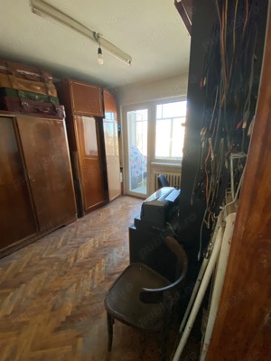  Zona Dacia, 3 camere,  52 mp util, balcon, boxă în CF, preț 76000 euro negociabil   - imagine 9