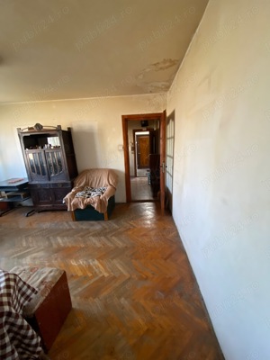  Zona Dacia, 3 camere,  52 mp util, balcon, boxă în CF, preț 76000 euro negociabil   - imagine 3