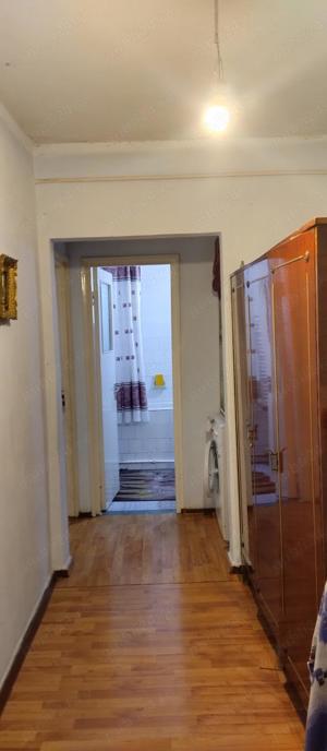 Apartament cu 3 camere in Micro 16 - imagine 8