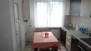 Inchiriez apartament 2 camere in Deva, zona ultracentrala( Bd 1 Decembrie), mobilat - imagine 14