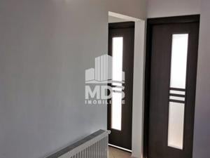 Apartament 3 camere, decomndat, zona Soarelui - imagine 13