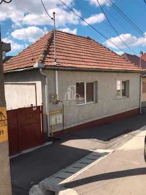 Casa de vanzare, 250 Mp, Sighisoara - imagine 1