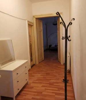 Apartament cu 2 camere de vanzare in cladire istorica  cu vedere in Piata Victoriei - imagine 8