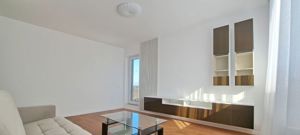 Apartament trei camere Rasnov mobilat utilat cu loc de parcare subteran si lift. - imagine 2