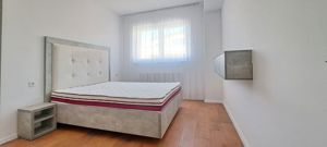 Apartament trei camere Rasnov mobilat utilat cu loc de parcare subteran si lift. - imagine 7