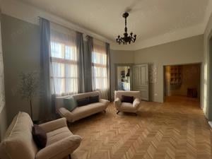 Inchiriez apartament 4 camere zona Ultracentrala - ID : RH-40922-property