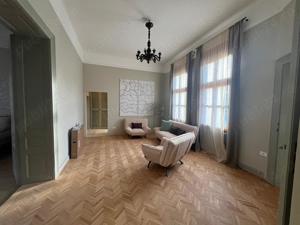 Vand apartament 4 camere zona Ultracentrala - ID : RH-40510-property