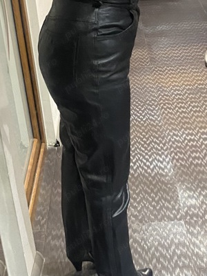 Pantaloni piele naturală, culoare negru, mărimea M - imagine 2