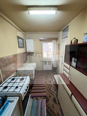 Apartament 2 camere , decomandat , etaj 2