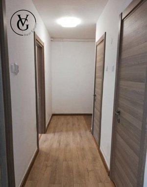 Apartament 2 camere/ Spatiu comercial  - imagine 4