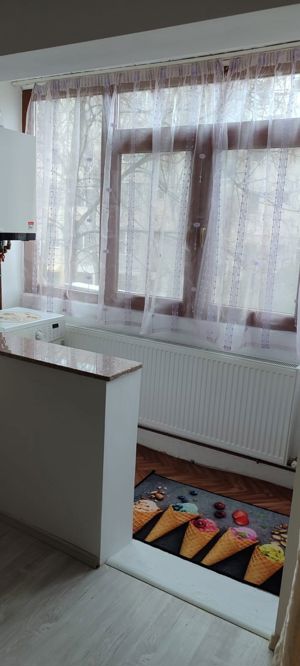 Se oferă spre închiriere apartament cu 2 camere, zona Tomis Nord - imagine 5