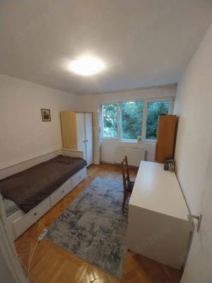 4 camere, Pajura - imagine 2