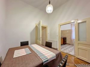 Apartament 2 camere Vanzare in Piata Sfatului, Pretabil Regim Hotelier - imagine 6