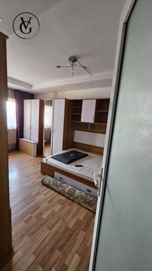 Apartament spațios - 3 camere - termen lung - zona Gara - imagine 5