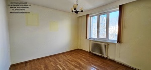 Apartament 3 camere,2 bai, 2 boxe,etaj 2, zona Piata Bistrita- Precista - imagine 11