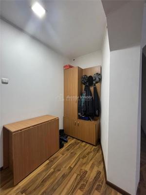 Camera de inchiriat in apartament de 3 camere – Piata Unirii - imagine 6