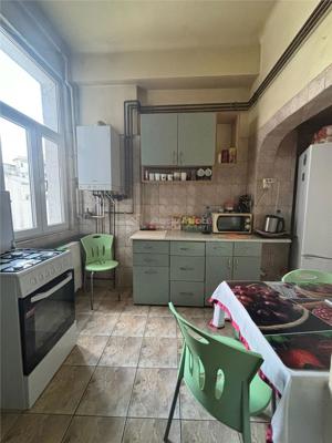 Camera de inchiriat in apartament de 3 camere – Piata Unirii - imagine 7