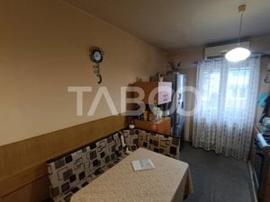 Apartament 3 camere 64mpu mobilat utilat balcon zona Cetate Alba Iulia - imagine 14