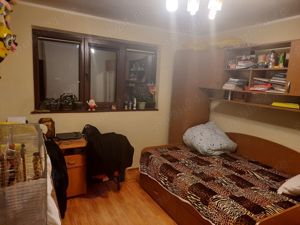 De vanzare apartament în micro 21 - imagine 6