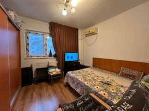 Vânzare apartament de 3 camere  - imagine 4