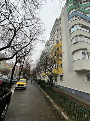 Vânzare apartament de 3 camere  - imagine 7