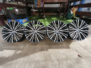 Vând jante aliaj pe 19"