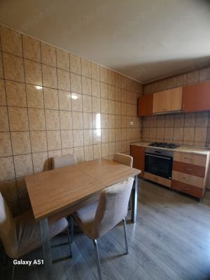 Inchiriez apartament cu doua camere  - imagine 2