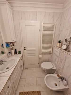 Apartament 3 camere + living pe 2 nivele, zona excelenta - imagine 5