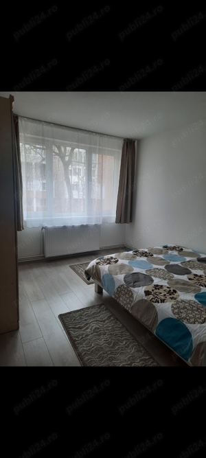 Inchiriez apartament 2 camere,mobilat și utilat complet,et 1.Zona micro 4. - imagine 4