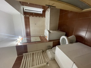 De închiriat apartament cu 2 camere ULTRACENTRAL!!! - imagine 9