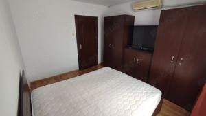 Vând apartament 3 camere | Decomandat | Piața Rahova - imagine 2