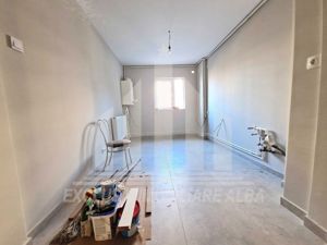 Apartament cu 4 camere, etaj 1, Cetate - imagine 2