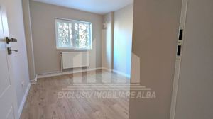 Apartament cu 4 camere, etaj 1, Cetate - imagine 4